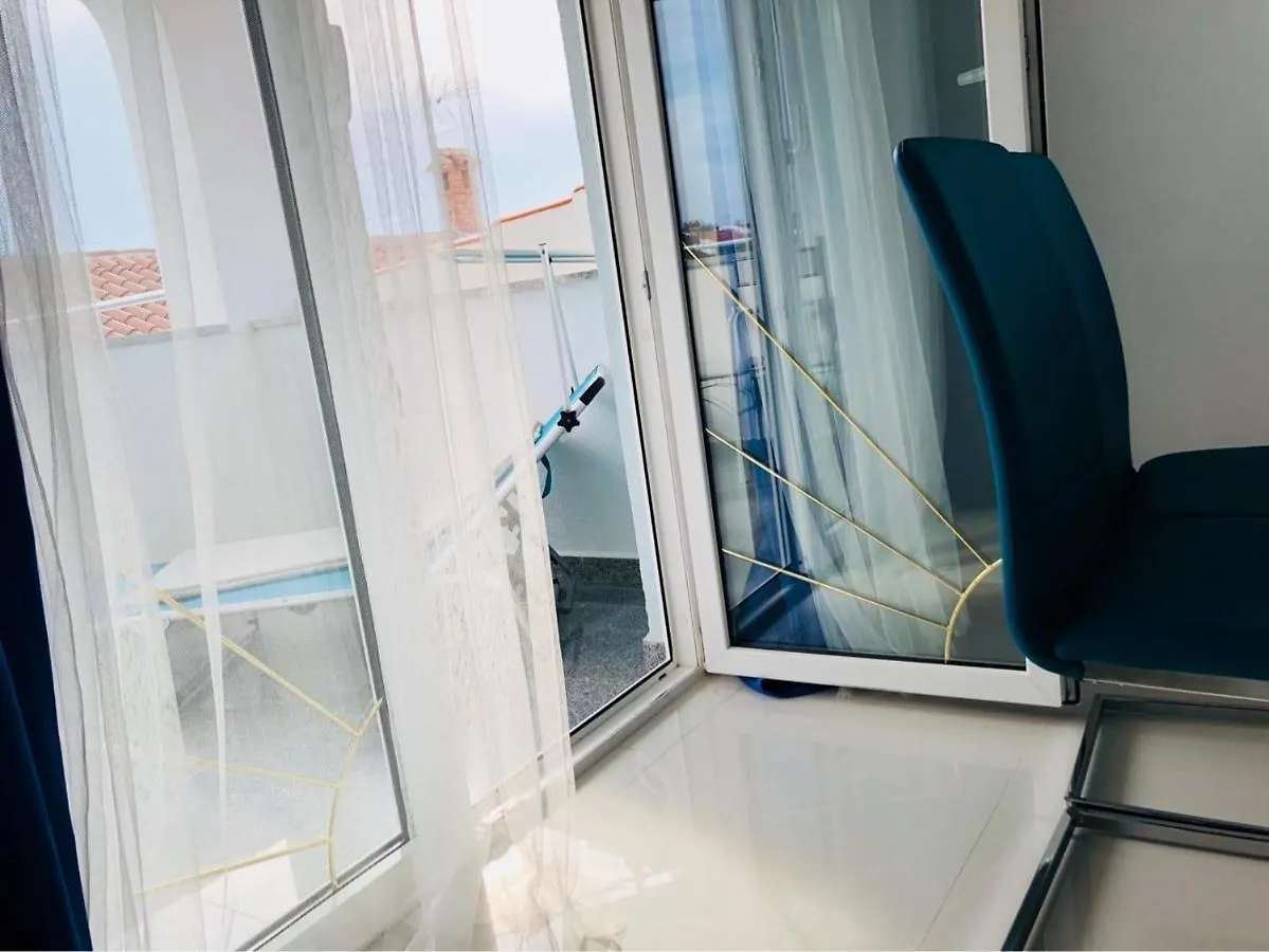 Guest House Jadro Rovinj 3*,